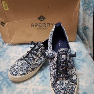 Sperry Topsider floral size 10